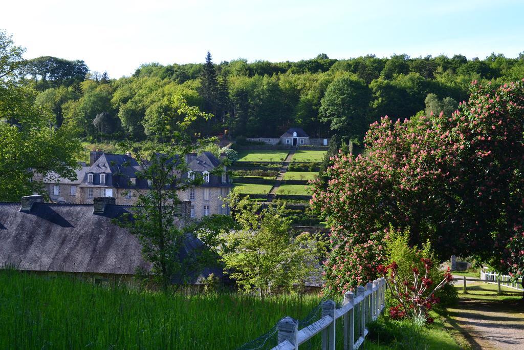 Le Gite De L'Araucaria Ploërdut Exteriör bild